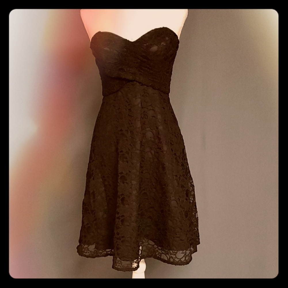 Mori Less Dress